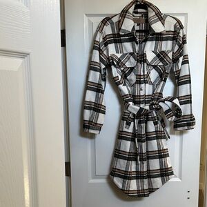 Blank NYC Women’s Long Shacket with Belt XS EUC